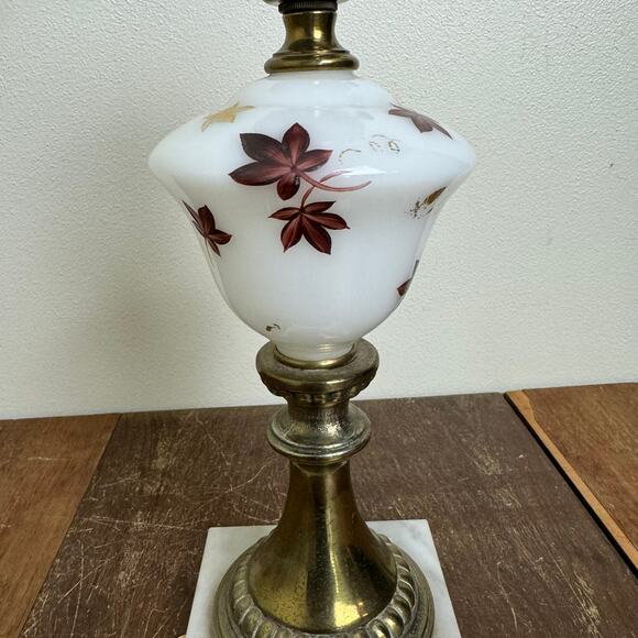 Vintage Fall leaf Milk Glass Brass marble base accent table lamp - Picture 7 of 15